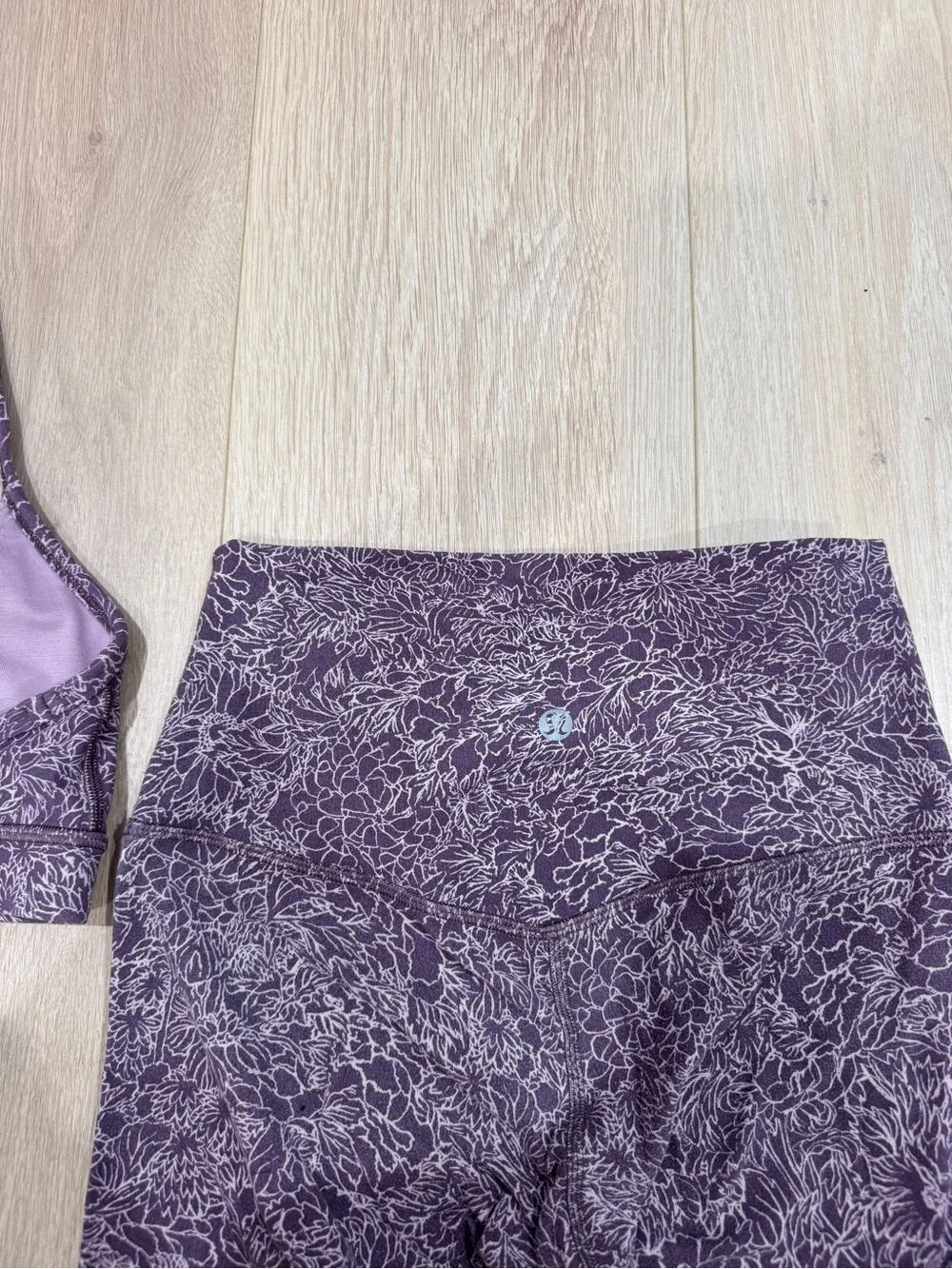 Lululemon Purple Print Sports Bra and Legging Set